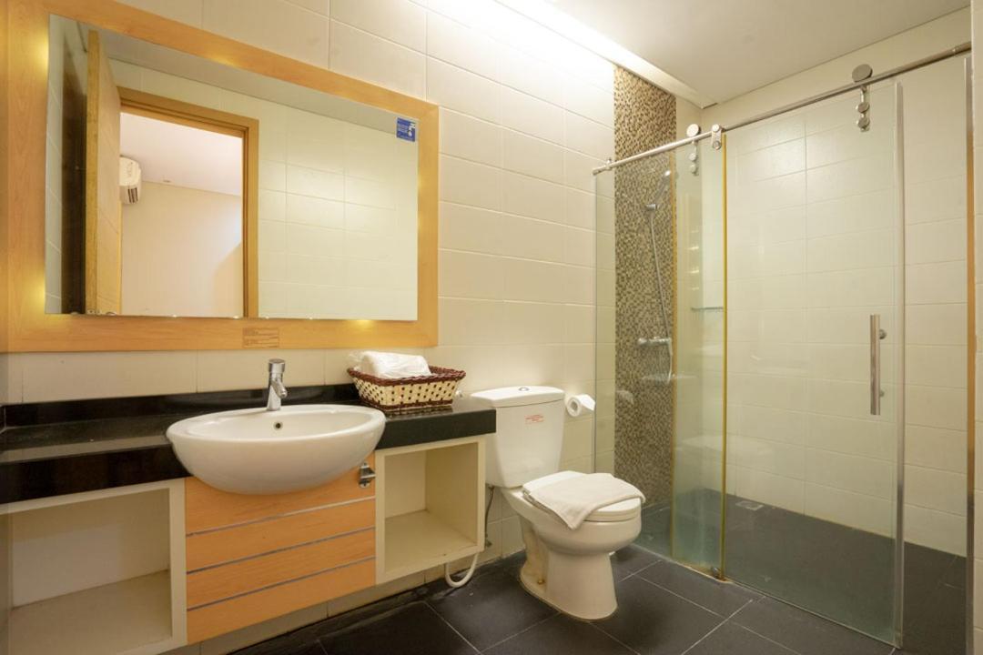 Life Hotel Stasiun Kota سورابايا الغرفة الصورة